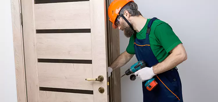 Replace Internal Door Handle with Lock Elyria
